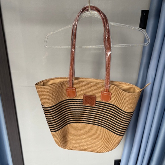 Loewe Fashion 40x30x23cm Straw Bag